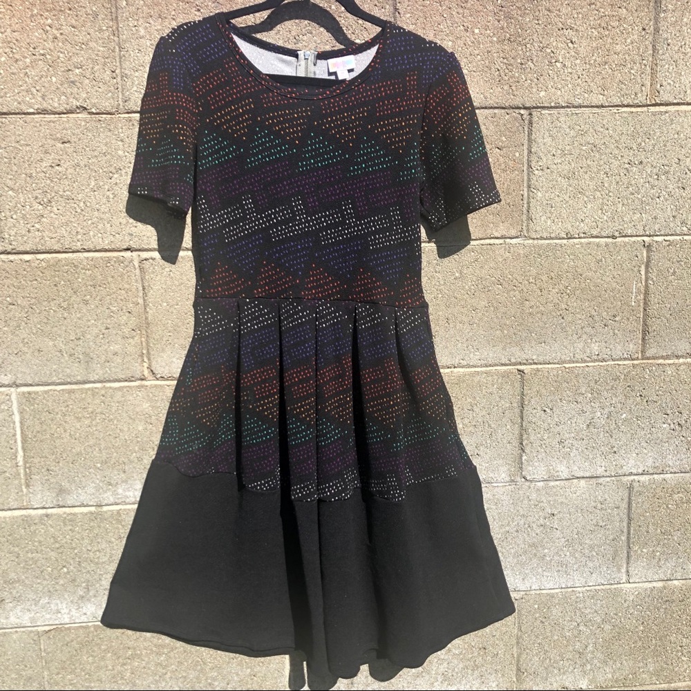 Lularoe Amelia Colorful Triangles Black Dress Sz M